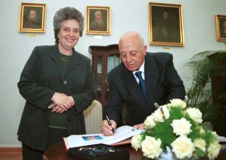 Alicja Grzekowiak i Ahmed Qurei