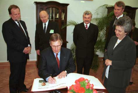 Rozmiar: 23659 bajtw