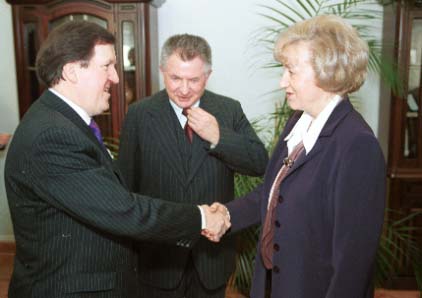 Sekretarz Generalny G. Robertson, marszaek L. Pastusiak, przewodniczca G. Grabowska