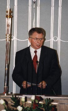 Marszaek Senatu  Longin Pastusiak